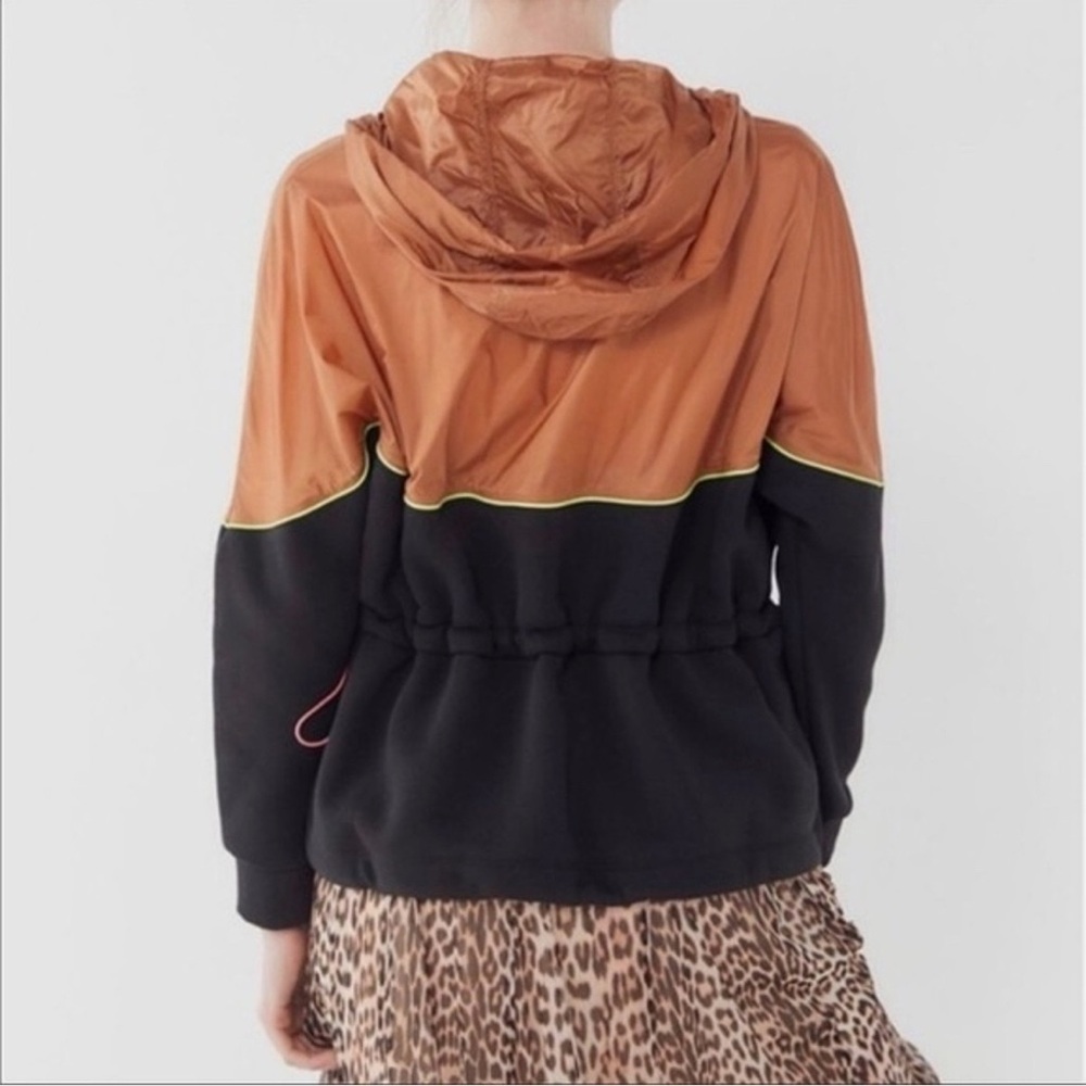 Urban Outfitters Black and Brown Colorblock Pullover Jacket SZ MED - Picture 3 of 6